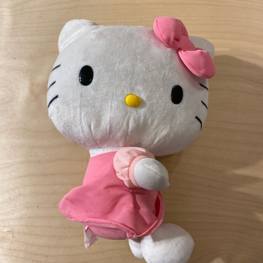 Hello Kitty Plush Toy - Pink and White (LP)